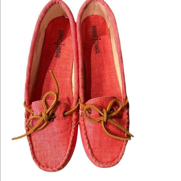Minnetonka shoe, moccasin, boat, driving  Women Size 10 - Picture 1 of 9